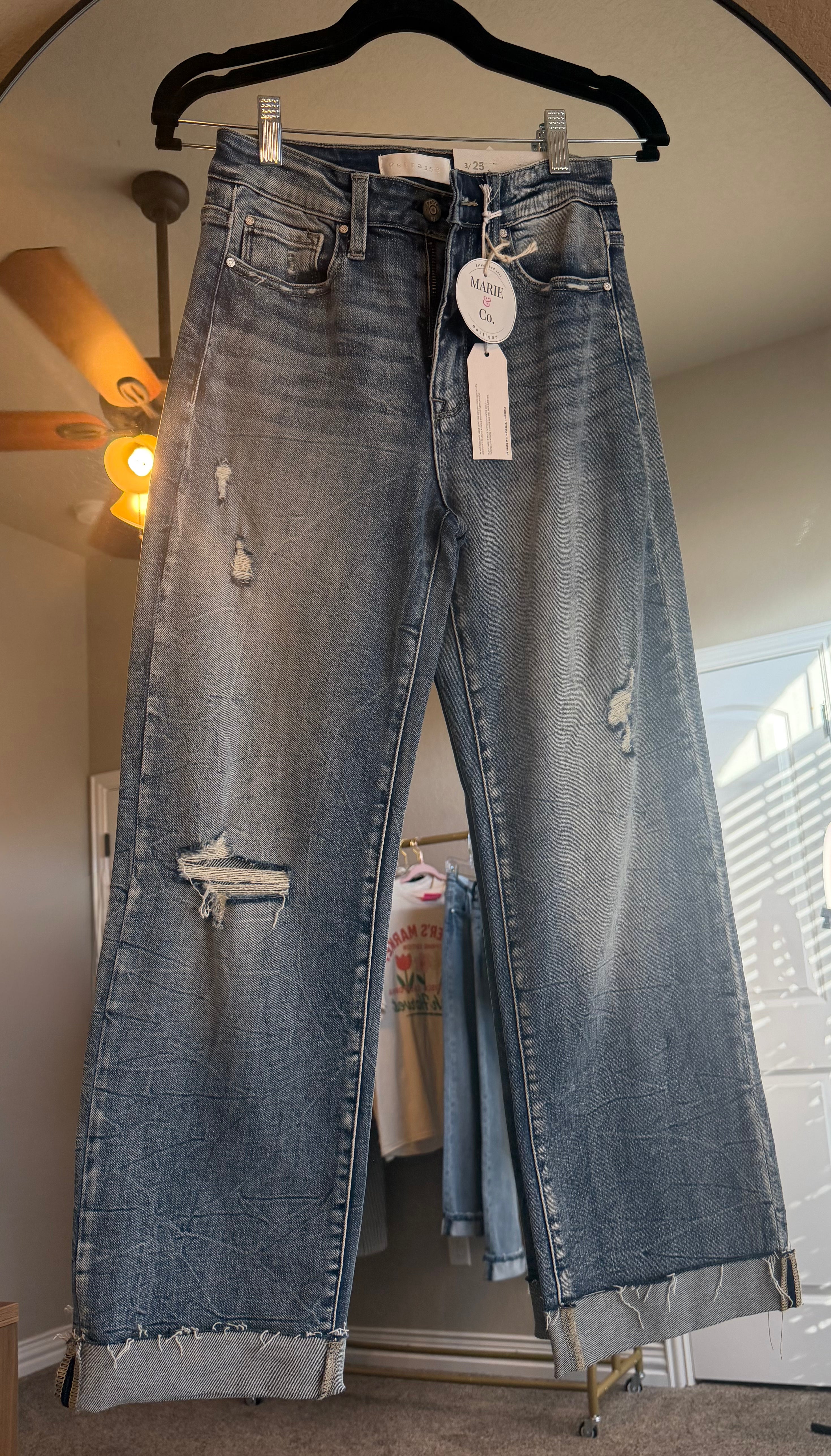 Petra Ripped Jeans