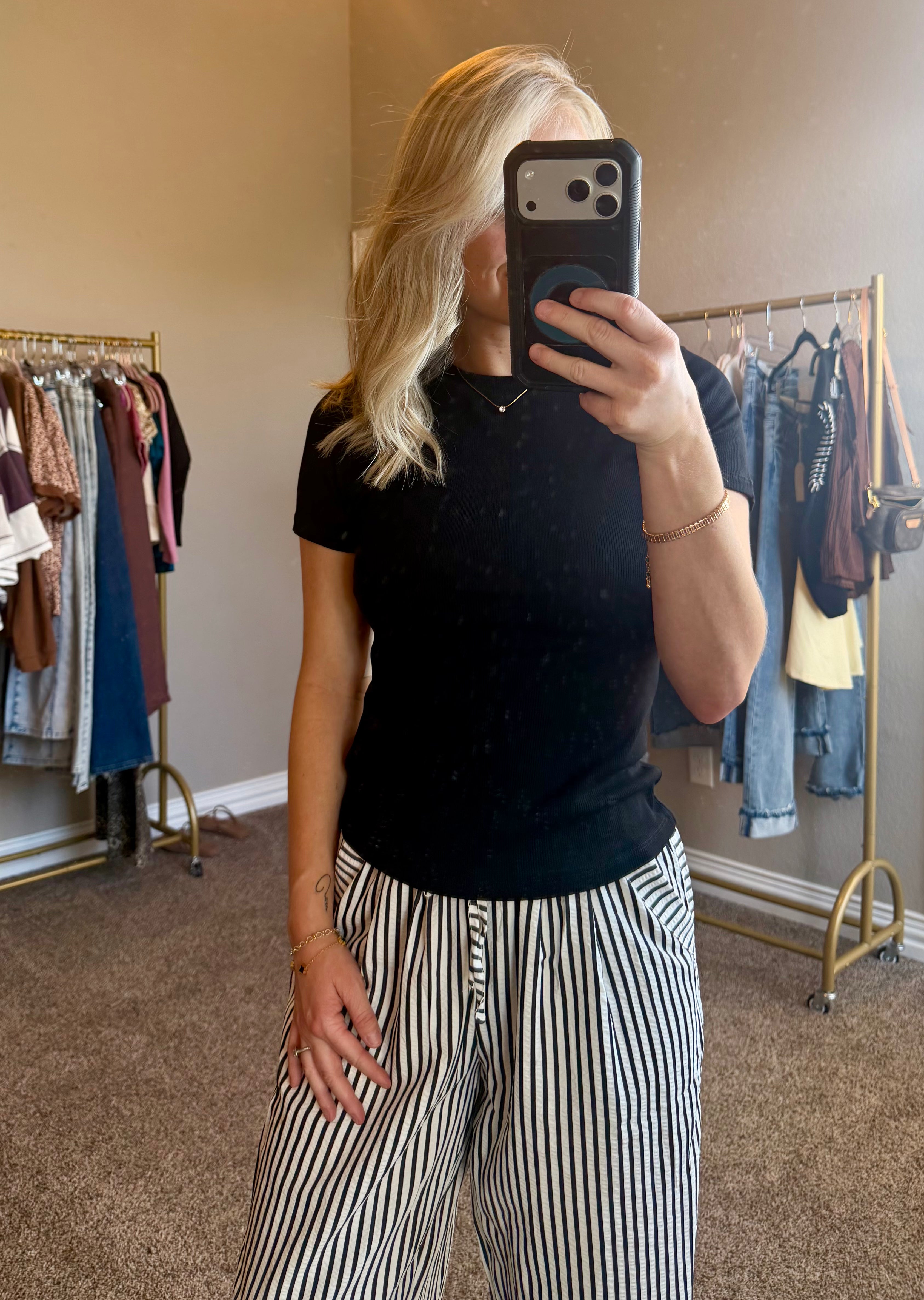 Black Mono B Top