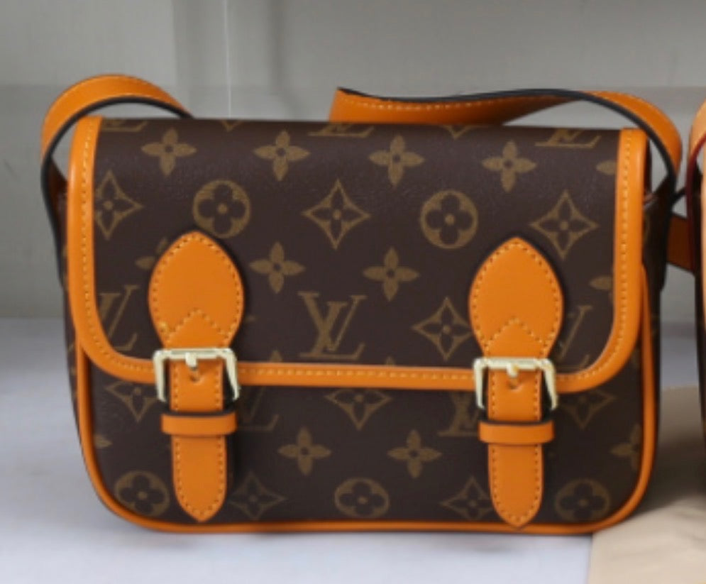 LV Buckle Purse